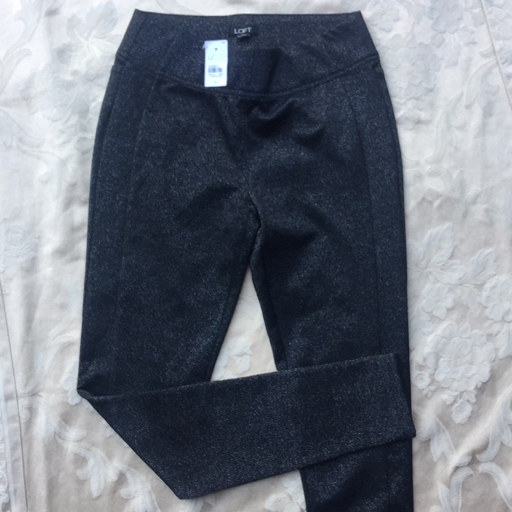 LOFT Black Glittery Stretch Pants/Leggings.18272